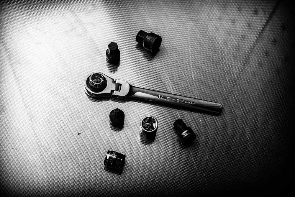 26 Pc 3/8" Low Profile Go-Through Socket Set - Image 4