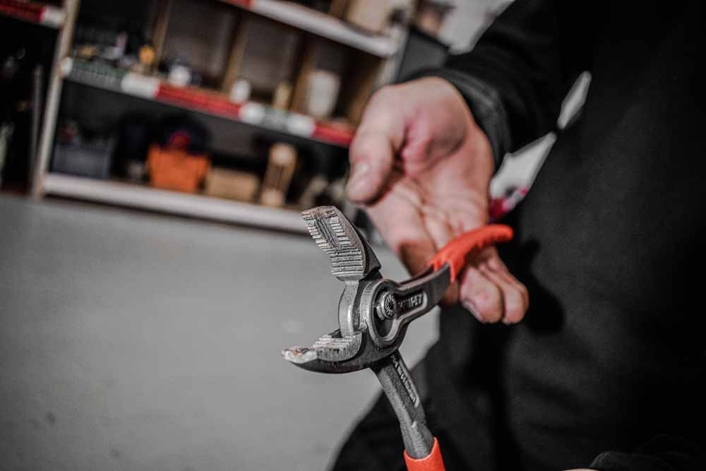 TwinGrip Slip Joint Pliers Black Atramentized 200mm - Image 6