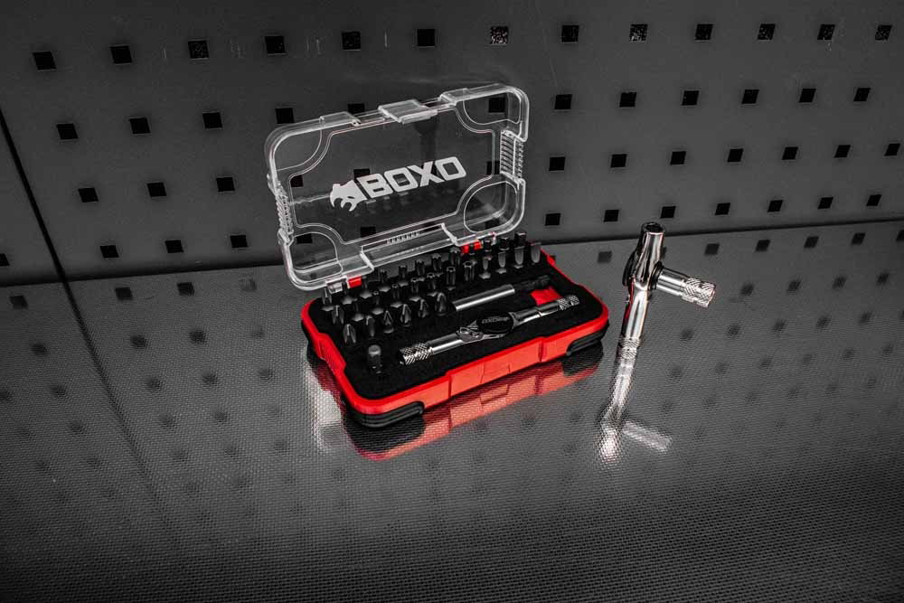 33Pc 1/4" Dr Socket Set With T Handle + Bit Holder - Image 4