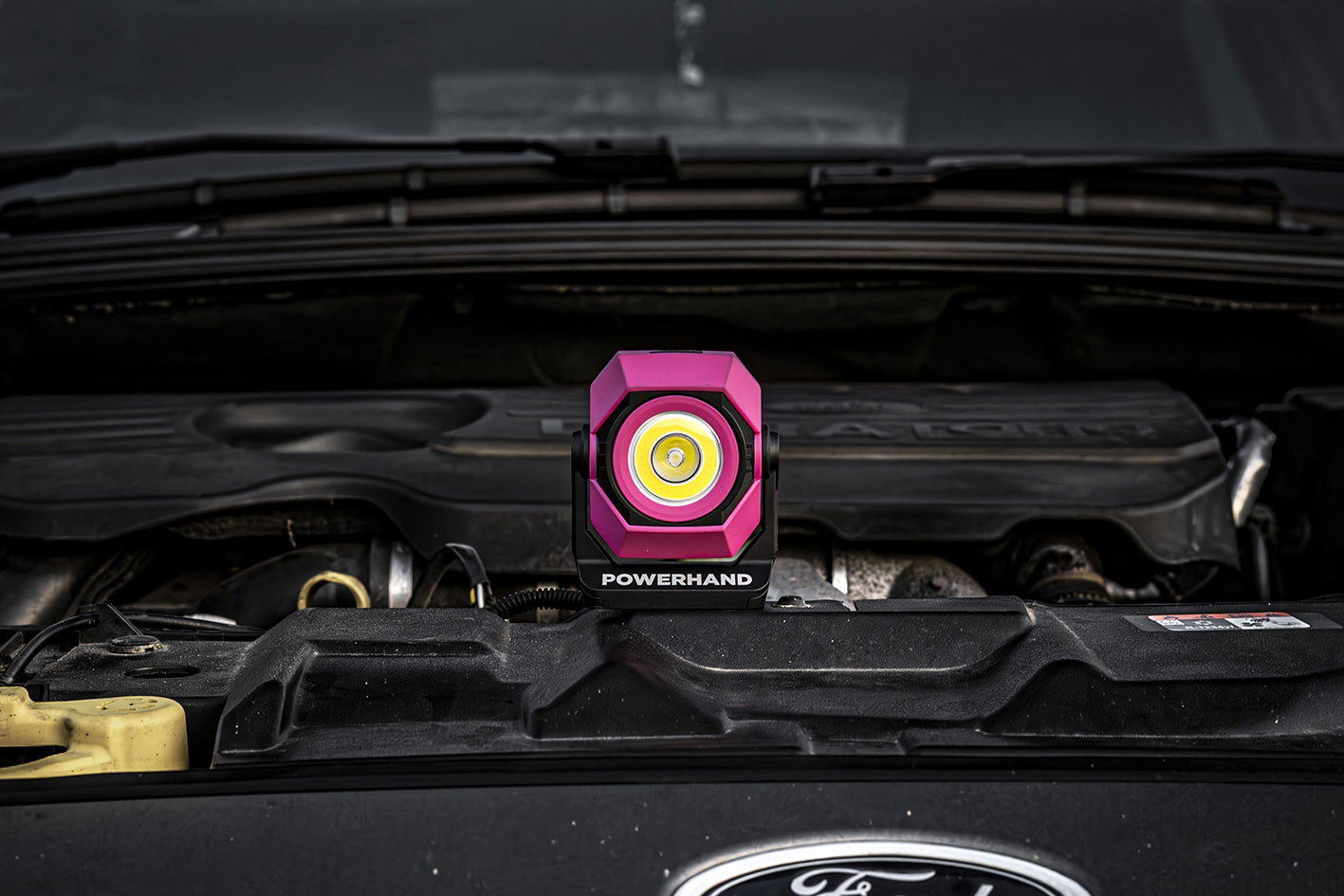 Pink 400 Lumen Rechargeable Pocket Light - Image 3