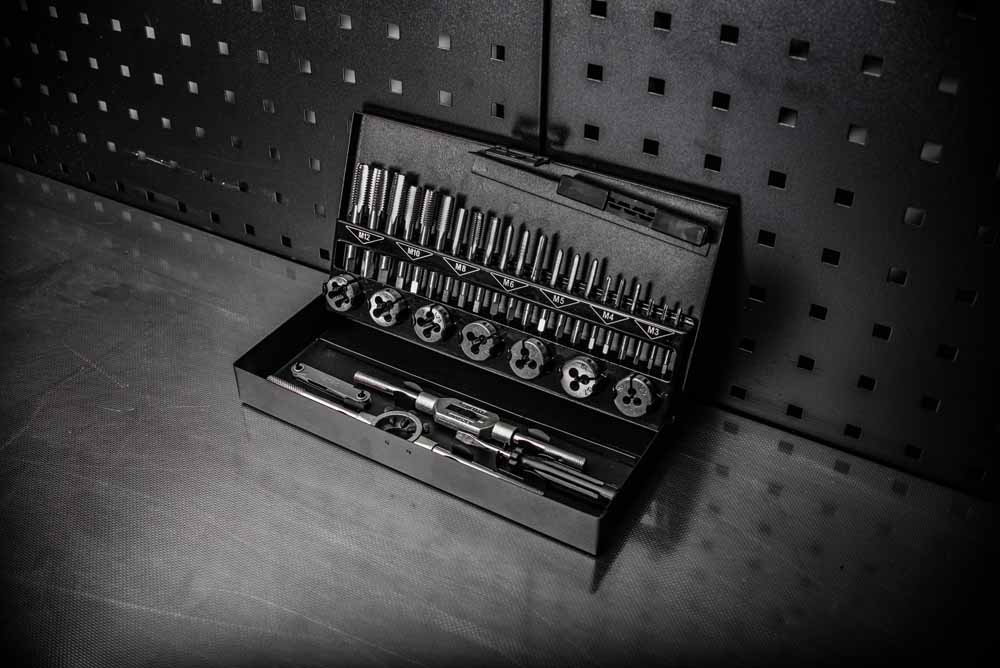 32Pc Tap & Die Set Metric M3-M12 - Image 2
