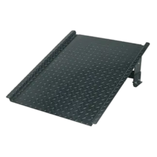 Adjustable Height Ramp for Barrel Bunds & Kerbs [DRP15]