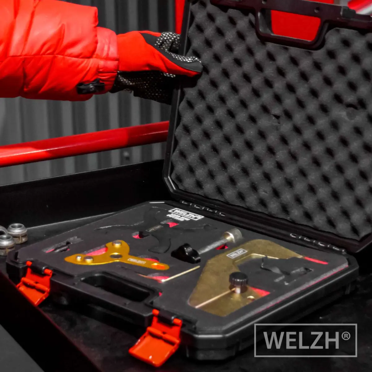 Engine Timing Tool Set For Volvo T4 and T5 - Image 5
