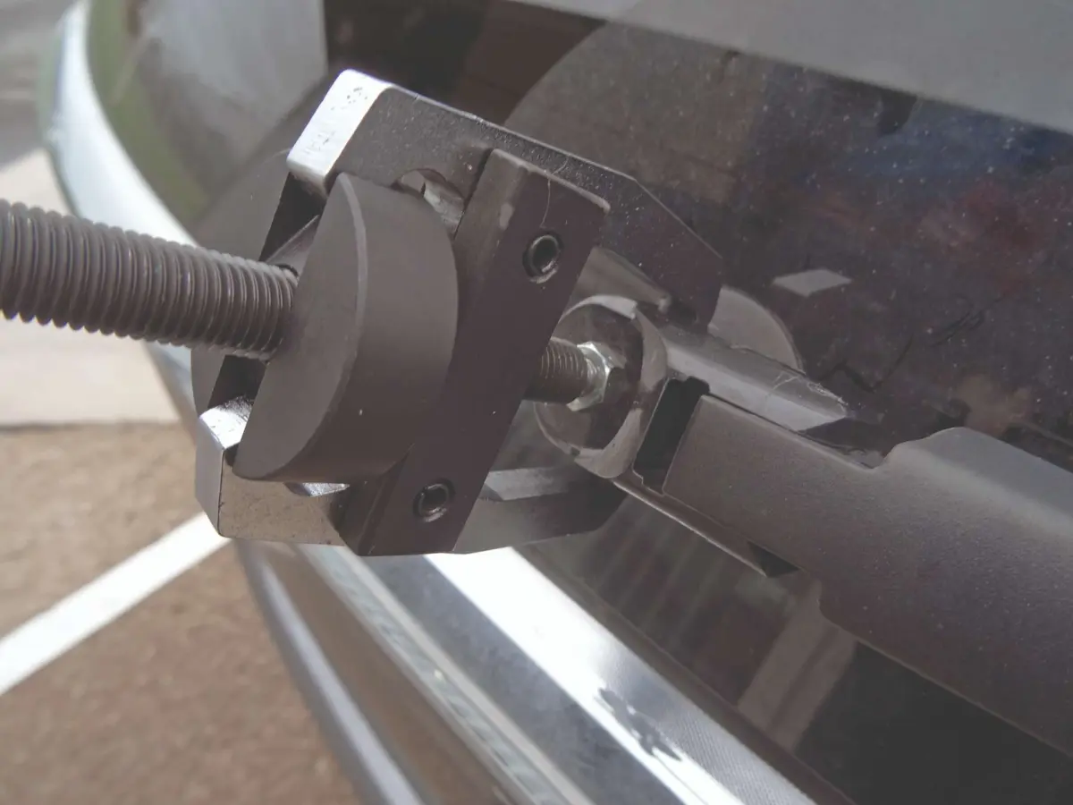 Easy Lock? Wiper Arm Removal Tool - Image 2