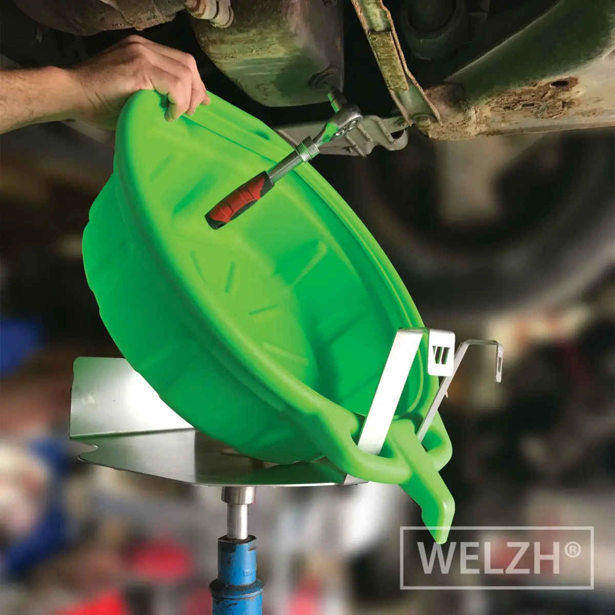 Oil Mate 16-Litre Oil Pan & Holder For Transmission Jack - Image 2