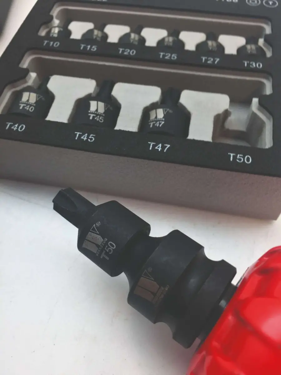 8-Piece Universal Impact Adaptor Set & Universal Joints - Image 2