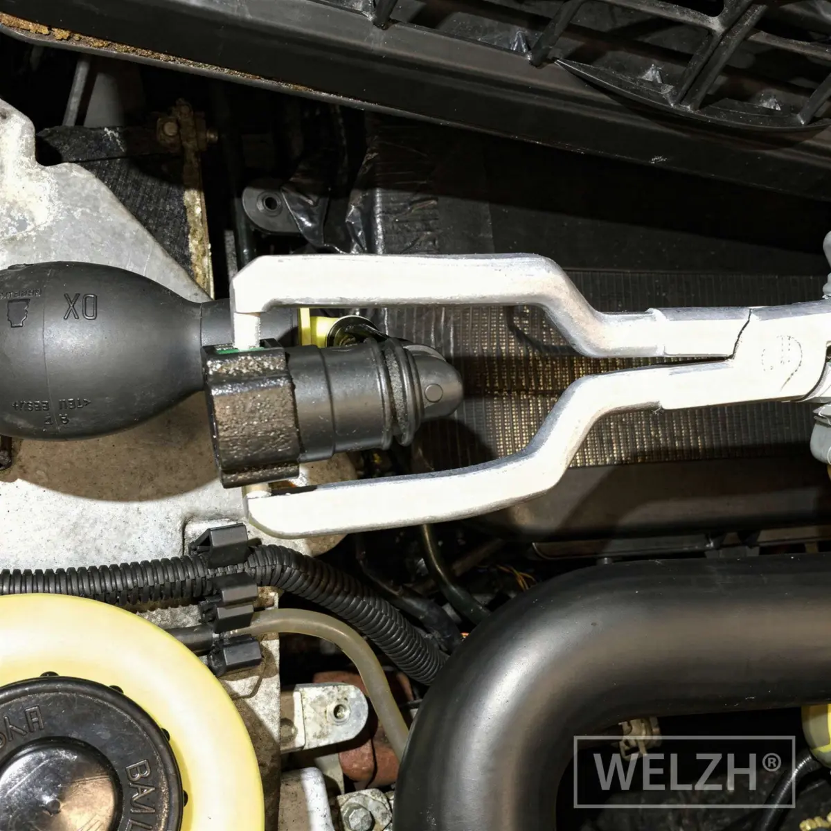 Fuel Line Pliers - Image 2