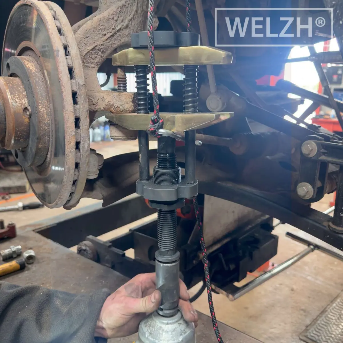 Ball-Joint Mate?; - Image 3